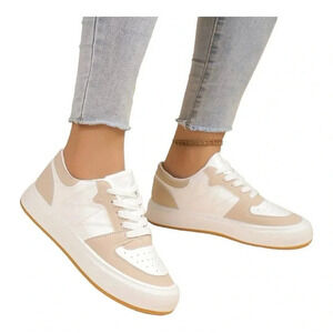 Tan White Contrast‎ Color Skater Sneakers Casual Lace-Up Women Size 8 (40)